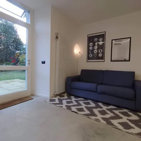 The Garden House Apartment