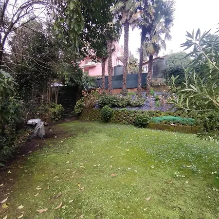 Apartment The Garden House *