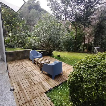 Apartment The Garden House *